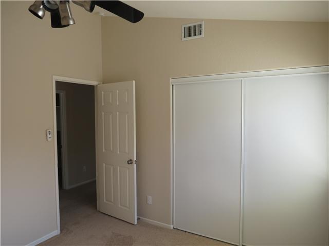 1005 Gallery Dr, Oceanside, CA 92057 photo 13