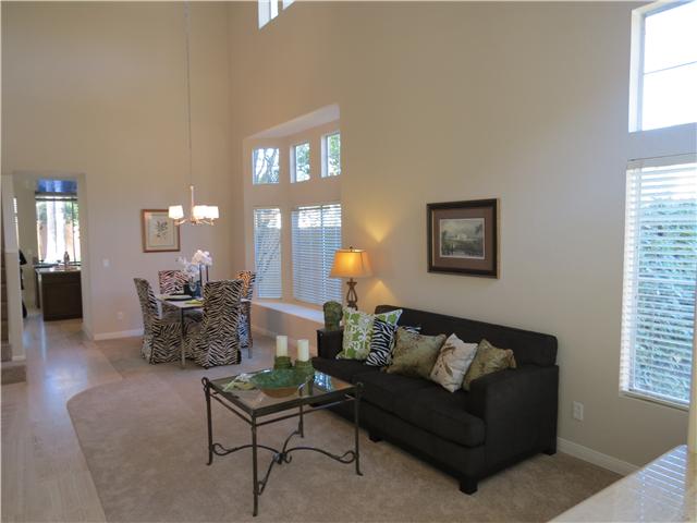 1005 Gallery Dr, Oceanside, CA 92057 photo 9