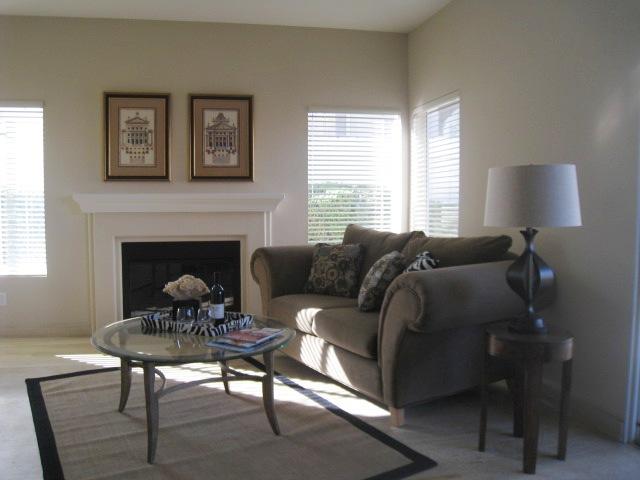 1005 Gallery Dr, Oceanside, CA 92057 photo 8