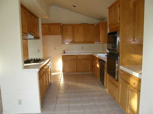 13627 Somerset Rd, Poway, CA 92064 photo 5