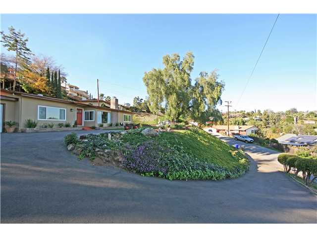 3542 Saddle Dr, Spring Valley, CA 91977 photo 1