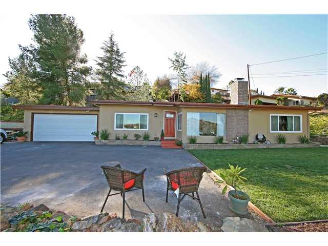3542 Saddle Dr, Spring Valley, CA 91977 photo 2