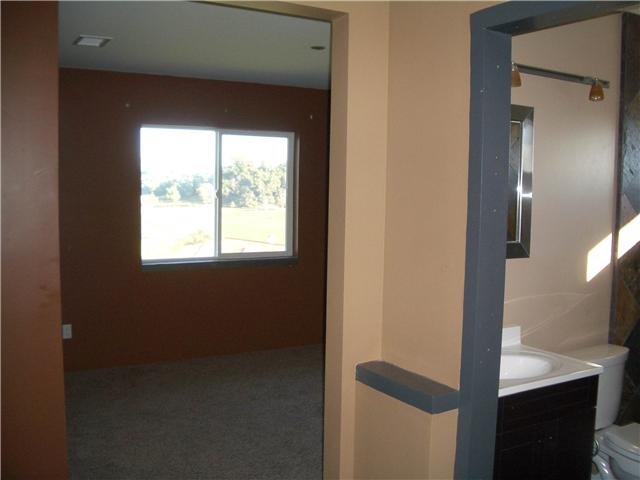 1762 Avenida De Nog, Fallbrook, CA 92028 photo 20