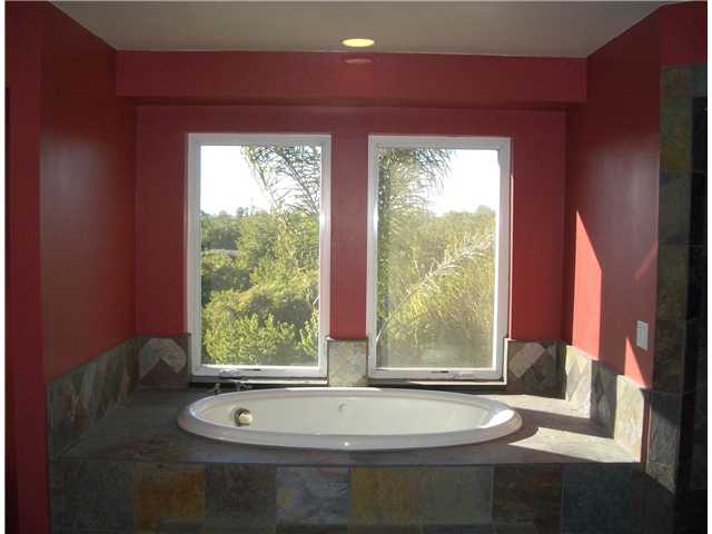 1762 Avenida De Nog, Fallbrook, CA 92028 photo 10