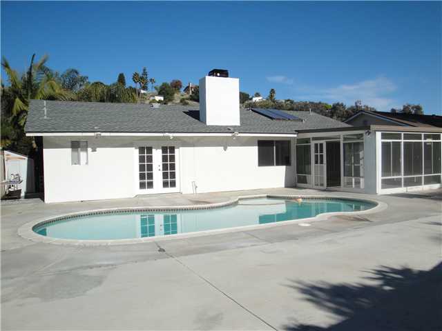3867 Cameo Dr, Oceanside, CA 92056 photo 16
