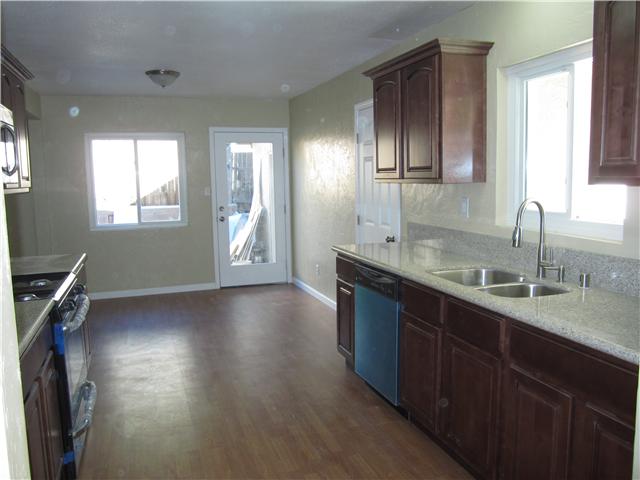 854 Maria Ave, Spring Valley, CA 91977 photo 3