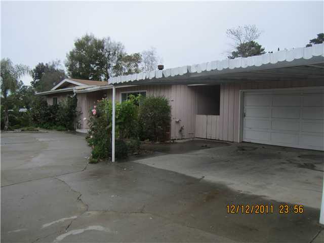 838 Mcdonald Rd, Fallbrook, CA 92028 photo 2