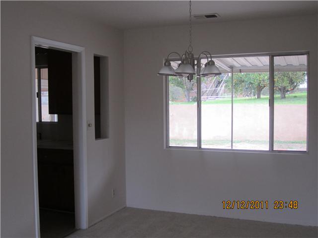 838 Mcdonald Rd, Fallbrook, CA 92028 photo 3