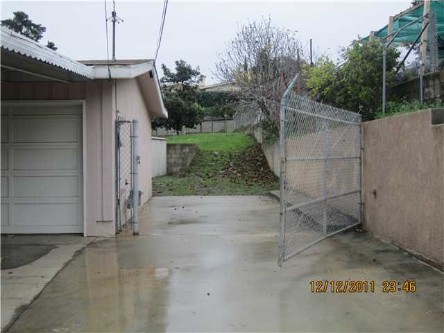 838 Mcdonald Rd, Fallbrook, CA 92028 photo 4