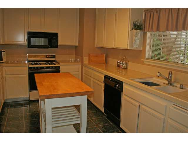 4560 Lambeth Ct, Carlsbad, CA 92010 photo 6