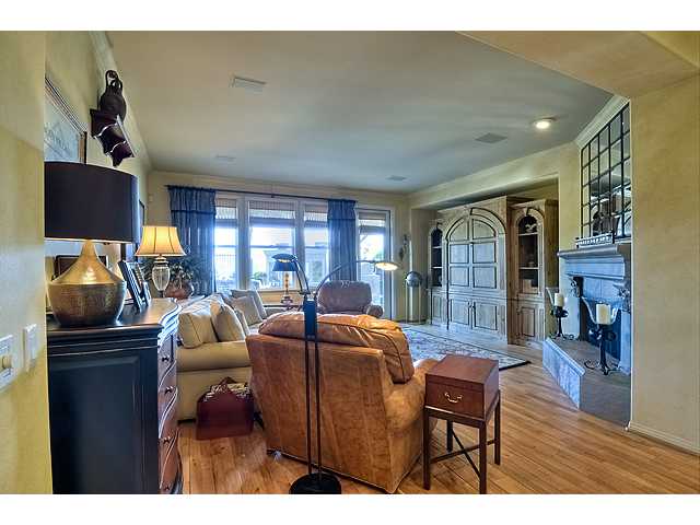 7385 Elegans Pl, Carlsbad, CA 92011 photo 8