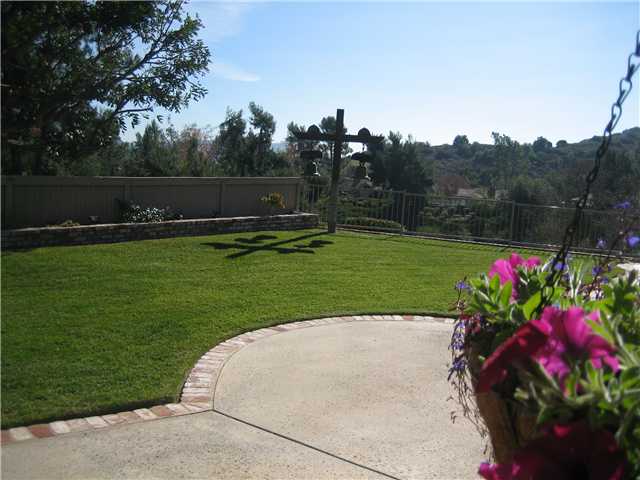 4323 Los Padres Dr, Fallbrook, CA 92028 photo 8