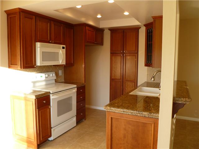 807 Yankee Point Way, Oceanside, CA 92058 photo 2