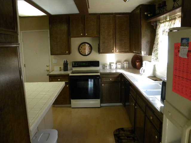 8343 Mesa View Way, Spring Valley, CA 91977 photo 4