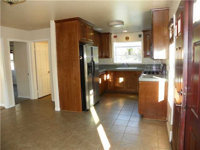 633 Silverbrook Dr, El Cajon, CA 92019 photo 7