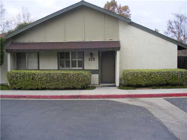 375 Roundtree Gln, Escondido, CA 92026 photo 1