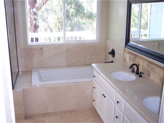 1621 Easter Pl, Escondido, CA 92029 photo 16
