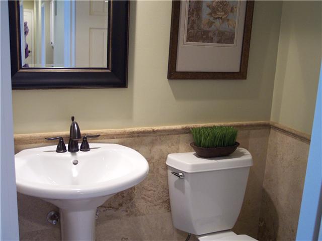 1621 Easter Pl, Escondido, CA 92029 photo 15