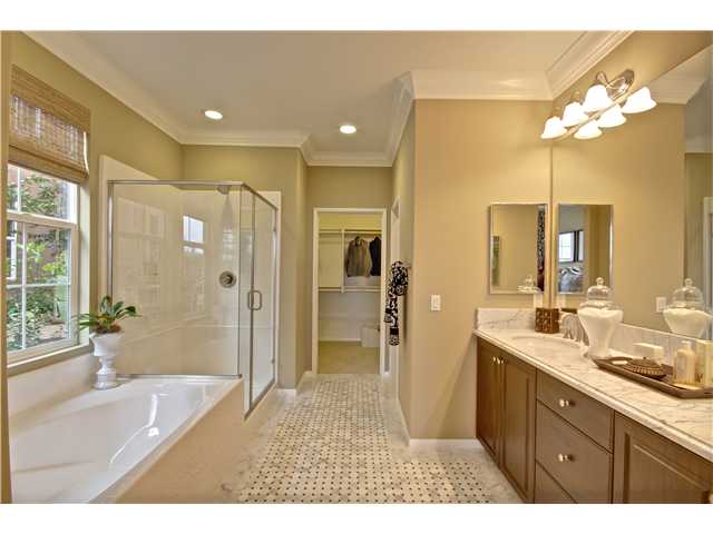 1077 Breakaway Dr, Oceanside, CA 92057 photo 10