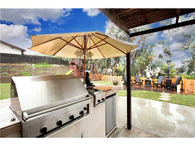 854 Granada Dr, Oceanside, CA 92056 photo 15