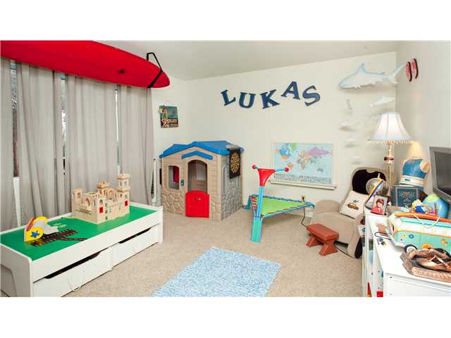 854 Granada Dr, Oceanside, CA 92056 photo 13