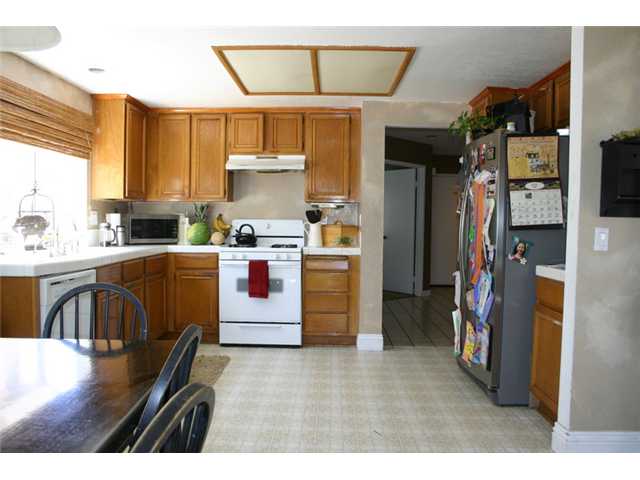 5111 Maplewood Cir, Oceanside, CA 92056 photo 6