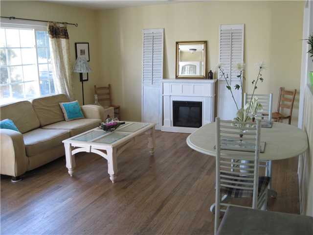 514 Sunset Dr, Oceanside, CA 92058 photo 2