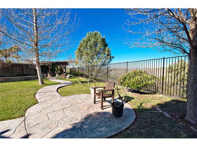 312 Shadow Tree Dr, Oceanside, CA 92058 photo 21