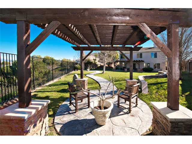 312 Shadow Tree Dr, Oceanside, CA 92058 photo 18