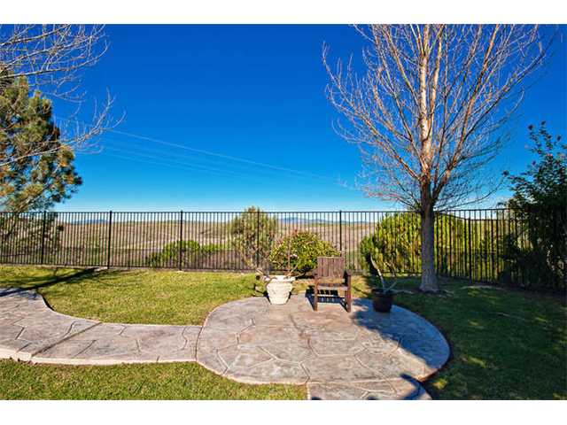 312 Shadow Tree Dr, Oceanside, CA 92058 photo 20