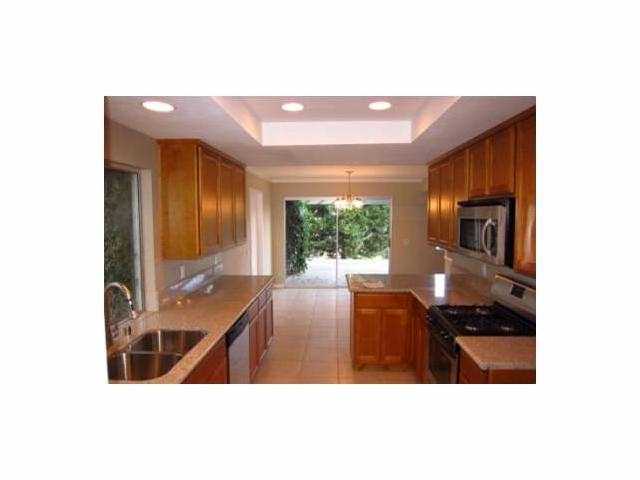 606 Golden Rd, Fallbrook, CA 92028 photo 3