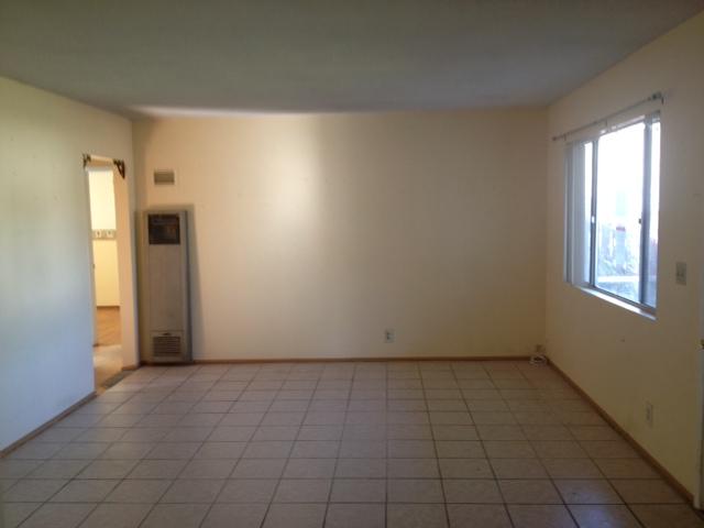 1043 Fern St, Escondido, CA 92027 photo 3