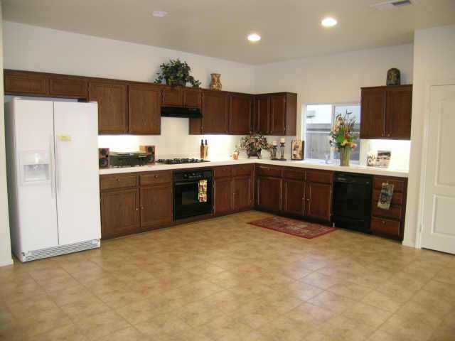 3293 Toopal Dr, Oceanside, CA 92058 photo 4