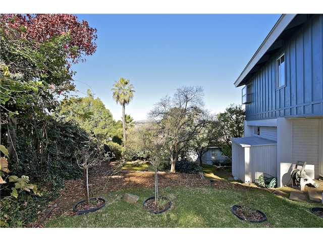 4595 Panorama Dr, La Mesa, CA 91941 photo 12