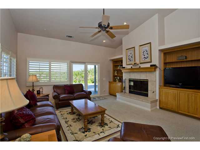 1677 Sycamore Way, Fallbrook, CA 92028 photo 6
