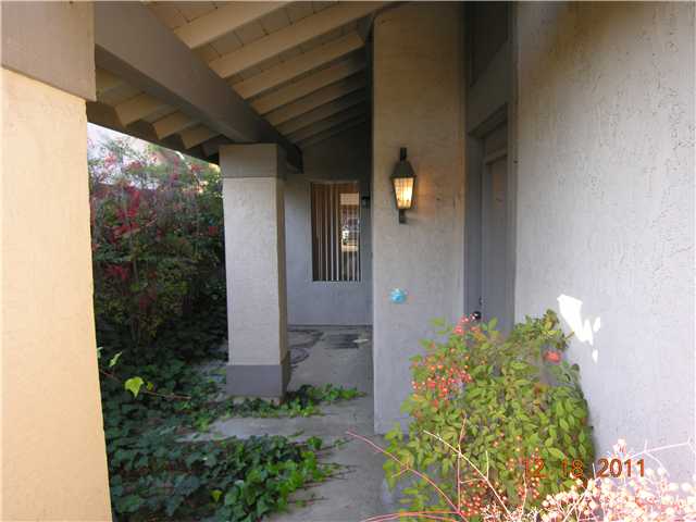 10520 Moorpark St, Spring Valley, CA 91978 photo 2