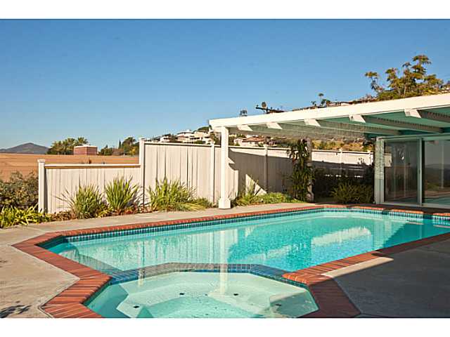 7977 Cinnabar Dr, La Mesa, CA 91941 photo 9