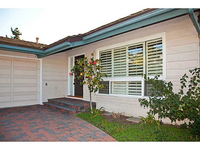 7977 Cinnabar Dr, La Mesa, CA 91941 photo 2