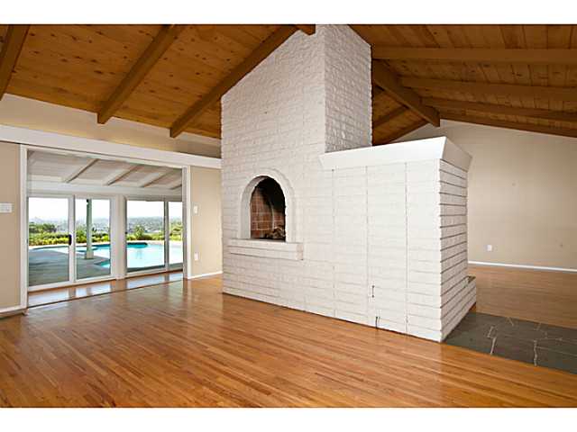 7977 Cinnabar Dr, La Mesa, CA 91941 photo 15