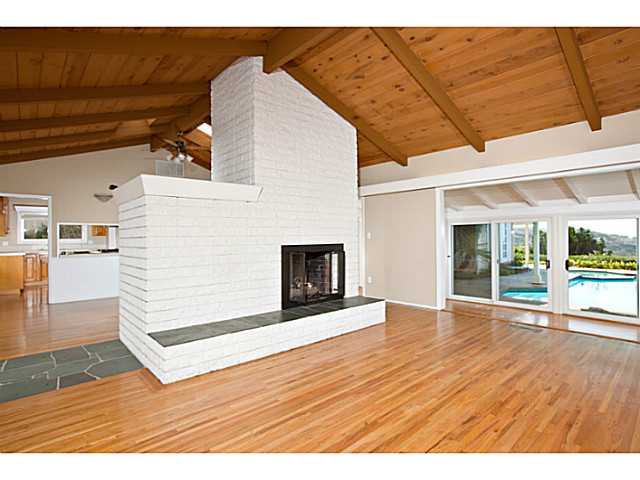 7977 Cinnabar Dr, La Mesa, CA 91941 photo 4