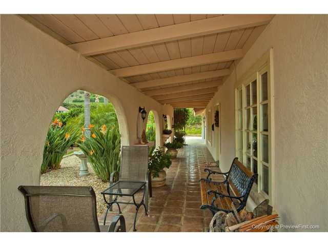 5021 Sleeping Indian Rd, Fallbrook, CA 92028 photo 4