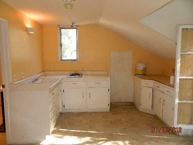2464 E Mission Rd, Fallbrook, CA 92028 photo 10