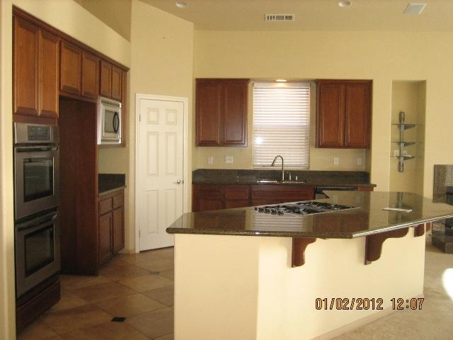 9707 Apple St, Spring Valley, CA 91977 photo 10