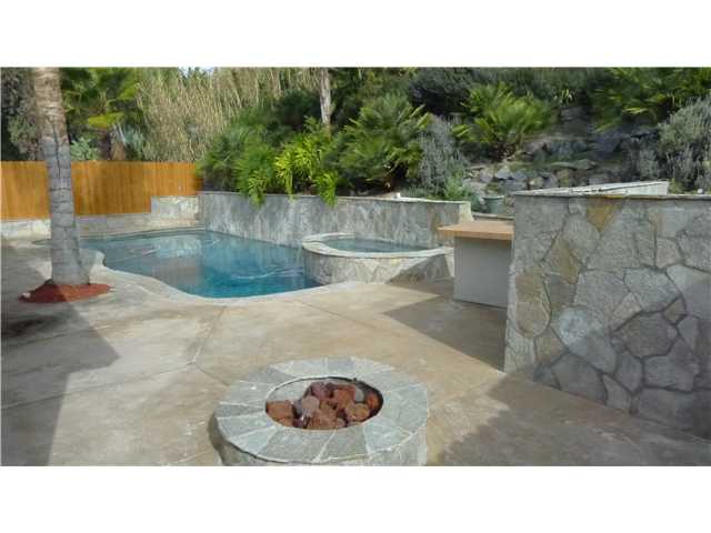 9729 Roe Dr, Santee, CA 92071 photo 16