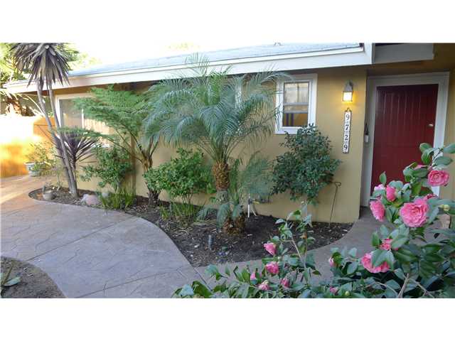 9729 Roe Dr, Santee, CA 92071 photo 2