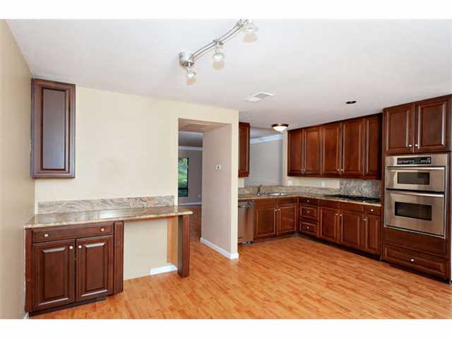 6895 Carnation Dr, Carlsbad, CA 92011 photo 4