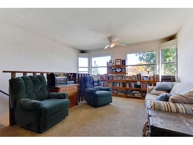 8127 Fairview Ave, La Mesa, CA 91941 photo 6