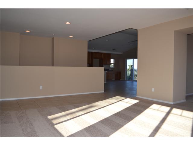 10129 Destiny Mountain Ct, Spring Valley, CA 91978 photo 3
