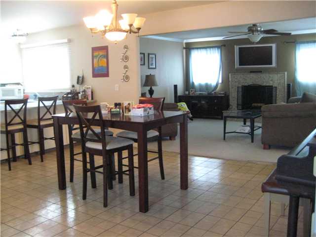 9423 Saint Andrews Dr, Santee, CA 92071 photo 4