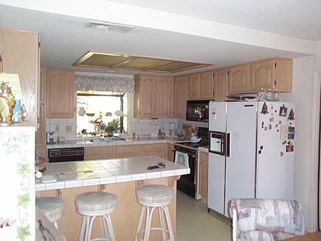1042 Avenida Campana, Fallbrook, CA 92028 photo 3